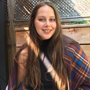 Meet your Posher, Lauren